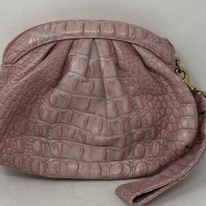 Elegant Pink-Embossed Clutch